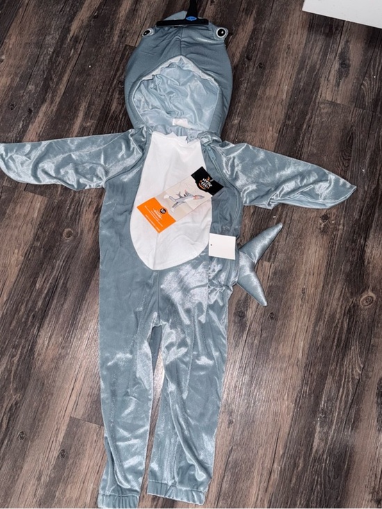 Hyde & EEK! Other - Kids Shark Costume - Silver Gray Hooded Jumpsuit